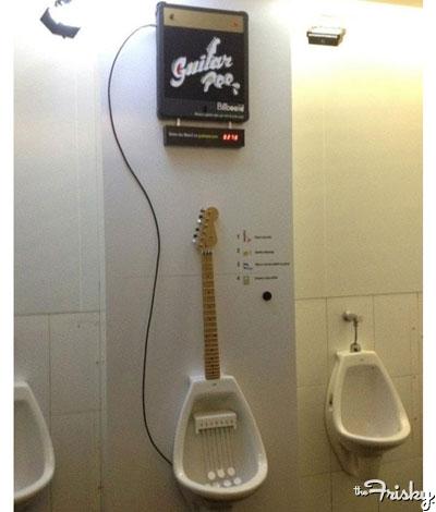 guitar-pee